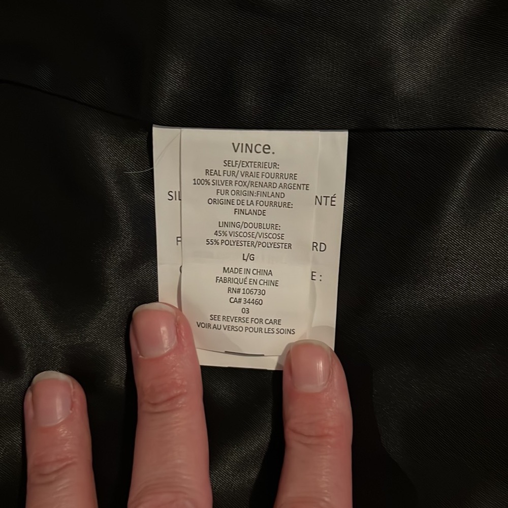 Vince Silver Fox Fur Vest. Single clasp. Mint condition. Retail $1,499. - Picture 5 of 8